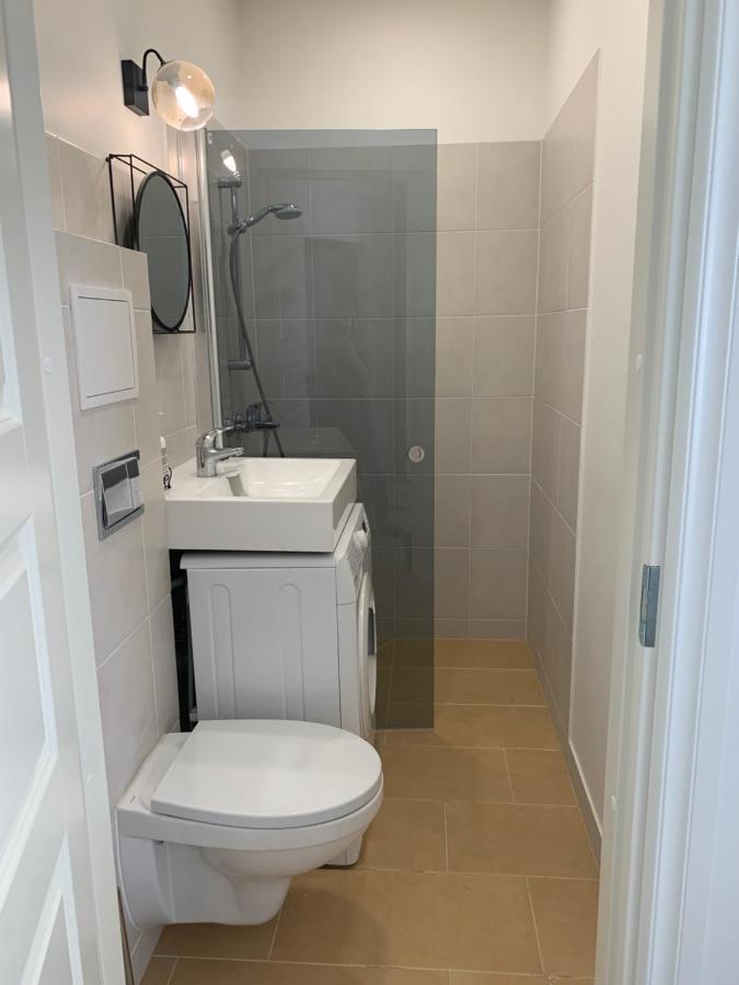 Brand New Well Planned Small Apartment รีกา ภายนอก รูปภาพ